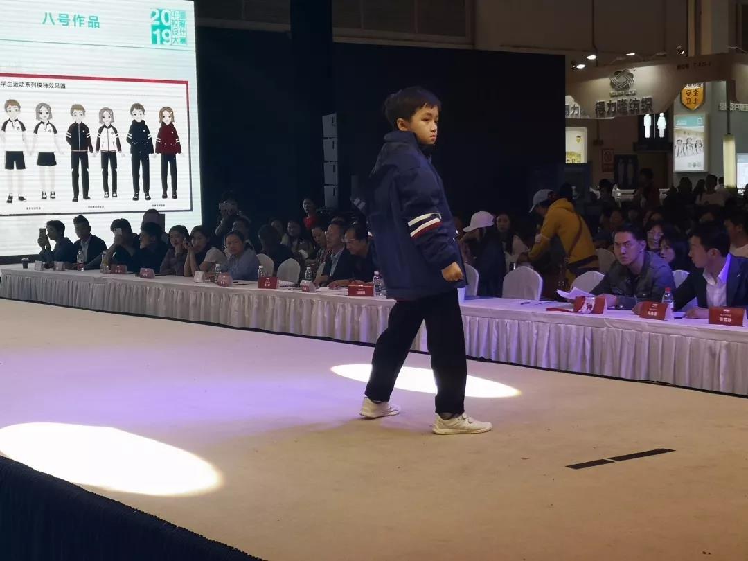 泉州康盛實(shí)業(yè)參加2019上海國(guó)際校服?園服展覽會(huì)取得圓滿成功(圖12)