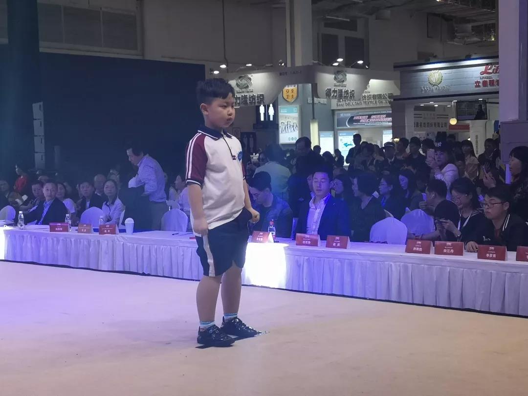 泉州康盛實(shí)業(yè)參加2019上海國(guó)際校服?園服展覽會(huì)取得圓滿成功(圖11)